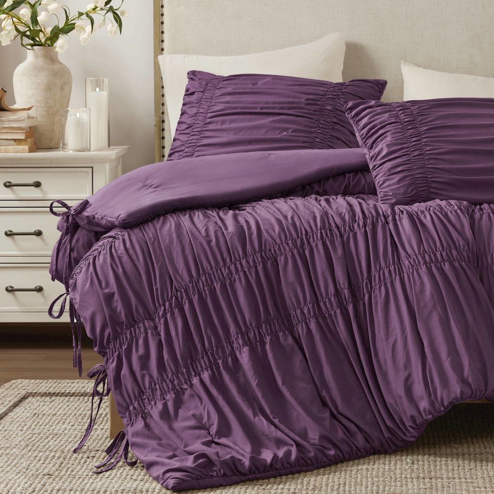 Mia Comforter Set, Purple color