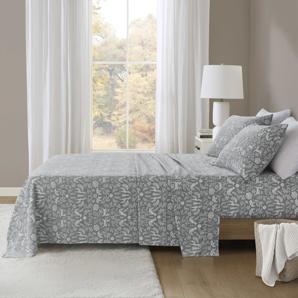 Oversized Cotton Flannel 4 Piece Sheet Set in Sage Winter Fauna