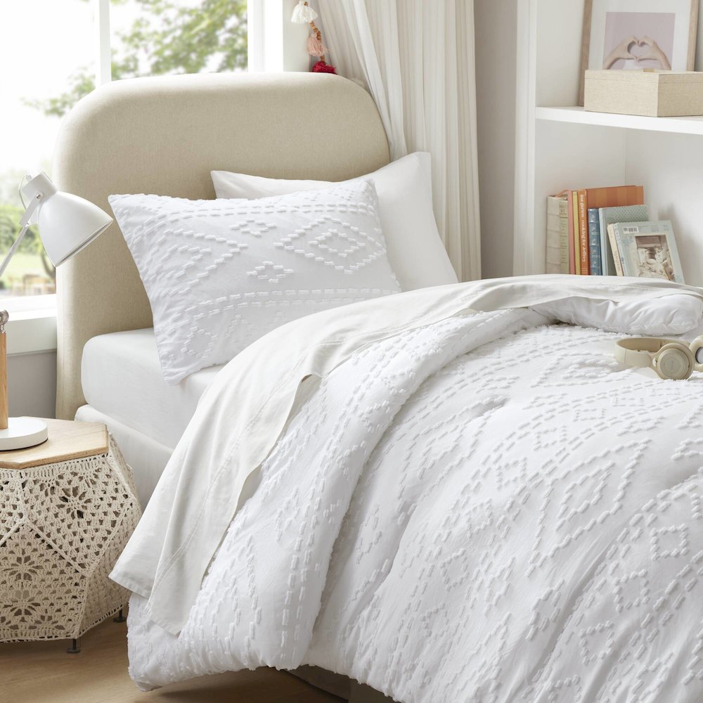 Gigi Comforter Mini Set, White color