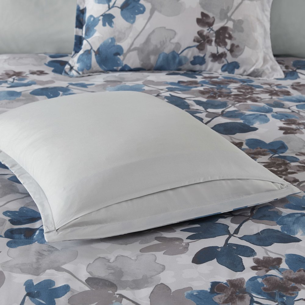 Alexis Comforter Set with Bed Sheets, Blue color