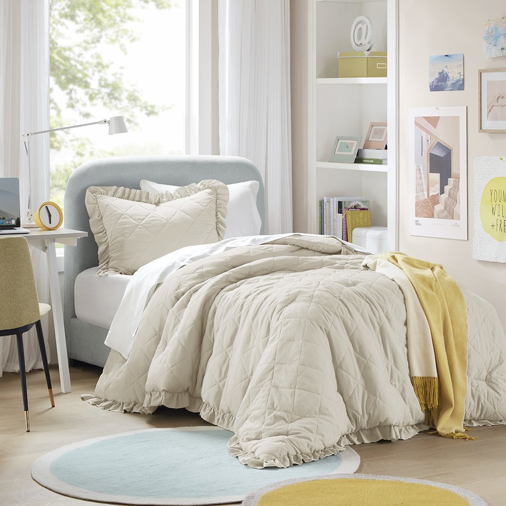 Diamond Quilted Ruffle Edge Comforter Set