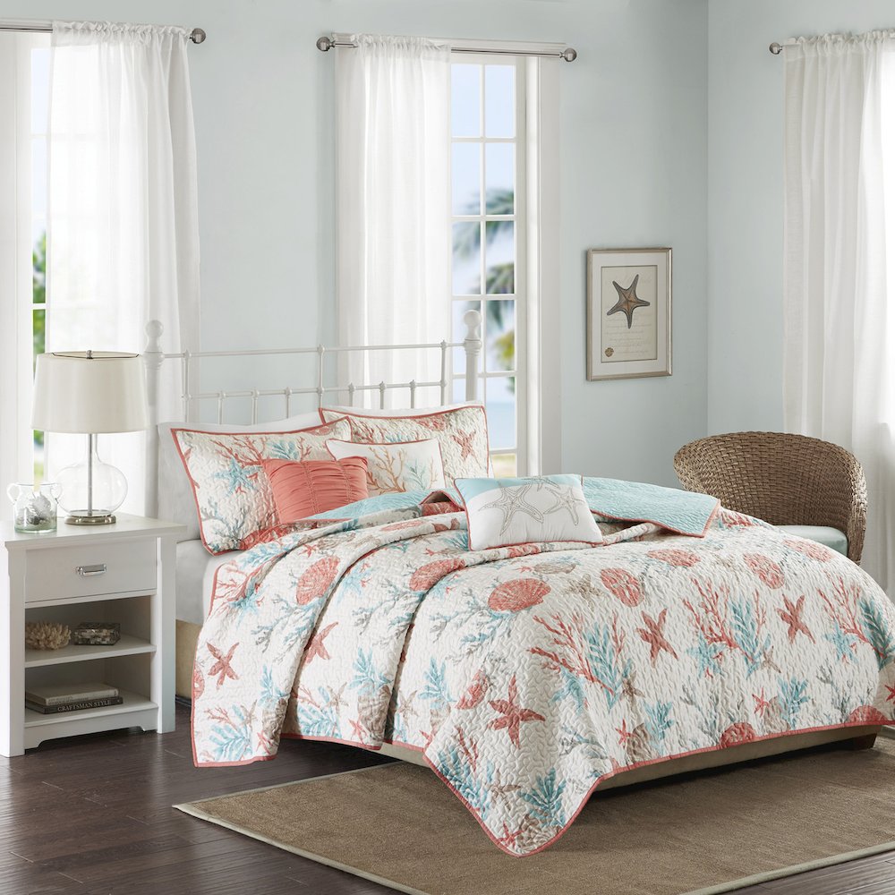 Pebble Beach 6 Piece Cotton Sateen Quilt Set with Throw Pillows