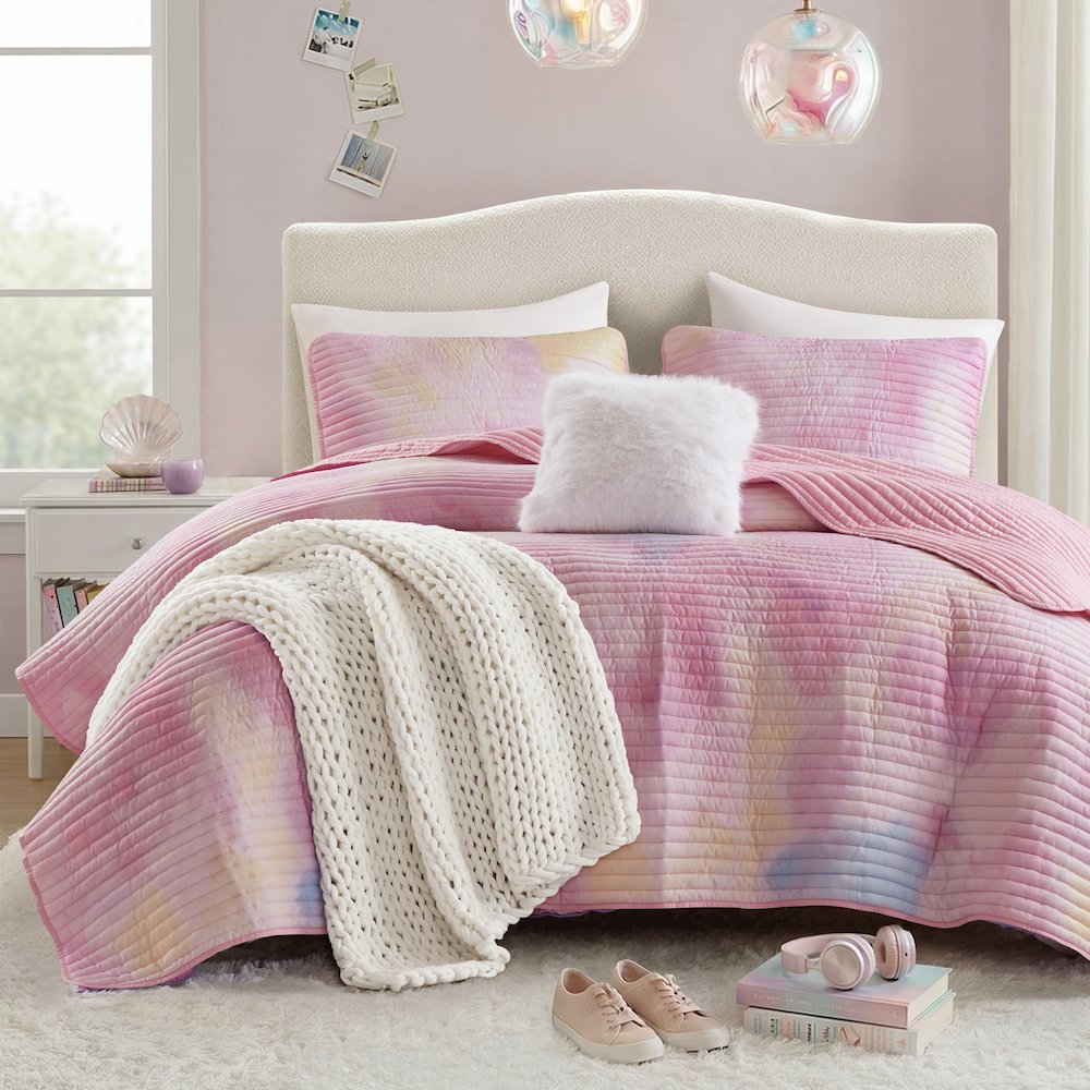 Cassiopeia Watercolor Tie Dye Printed Quilt Set with Throw Pillow