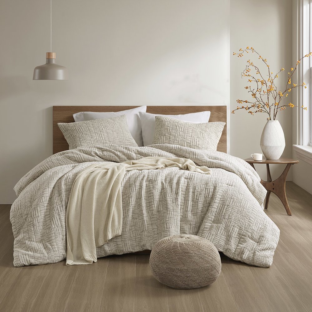 Harper Oversized Cotton Matelasse Comforter Set in Natural Color