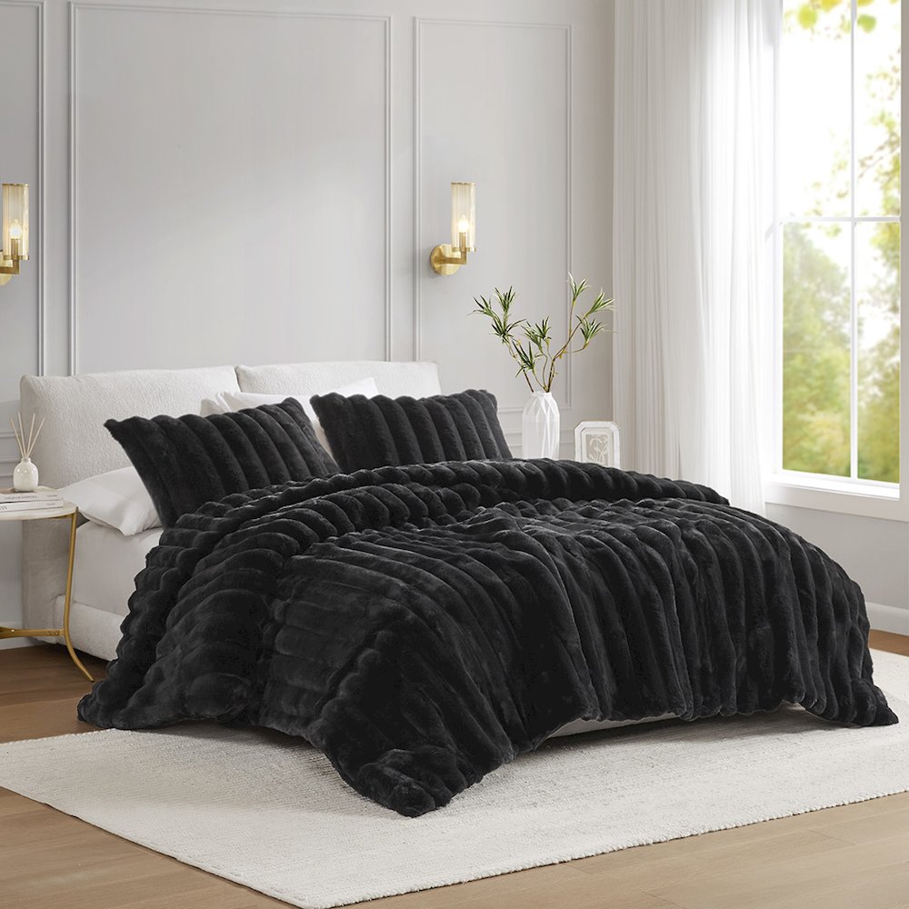 Jasmine 3 Piece Faux Fur Comforter Set in Black Color