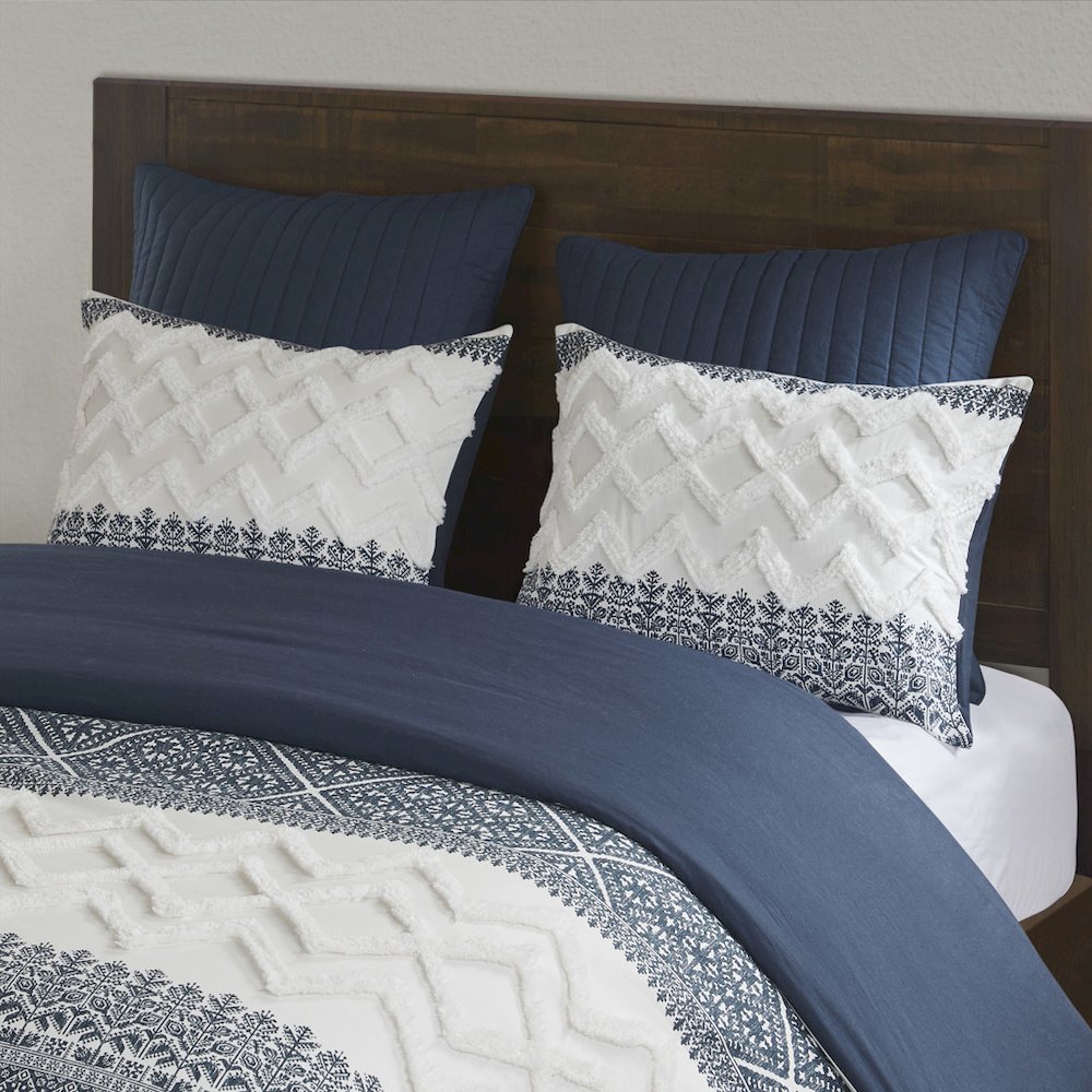 Mila 3 Piece Cotton Comforter Set with Chenille Tufting