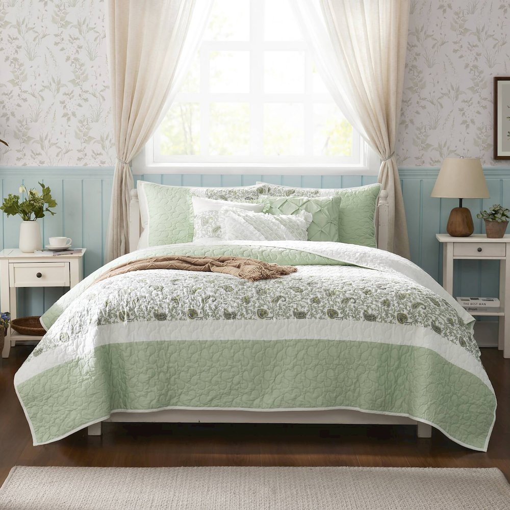 6 Piece Cotton Percale Quilt Set with Throw Pillows