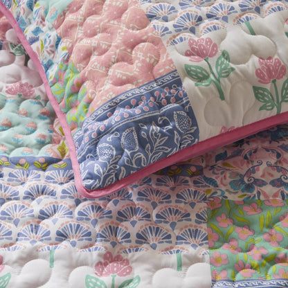Nellie 4pcs Quilt Set, Pink color
