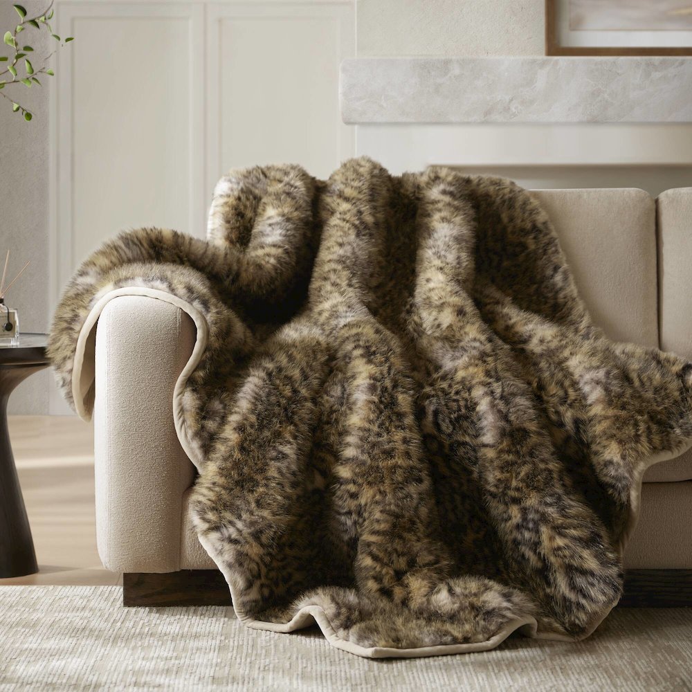 Botswana Animal Print Faux Fur Throw Blanket, Leopard color