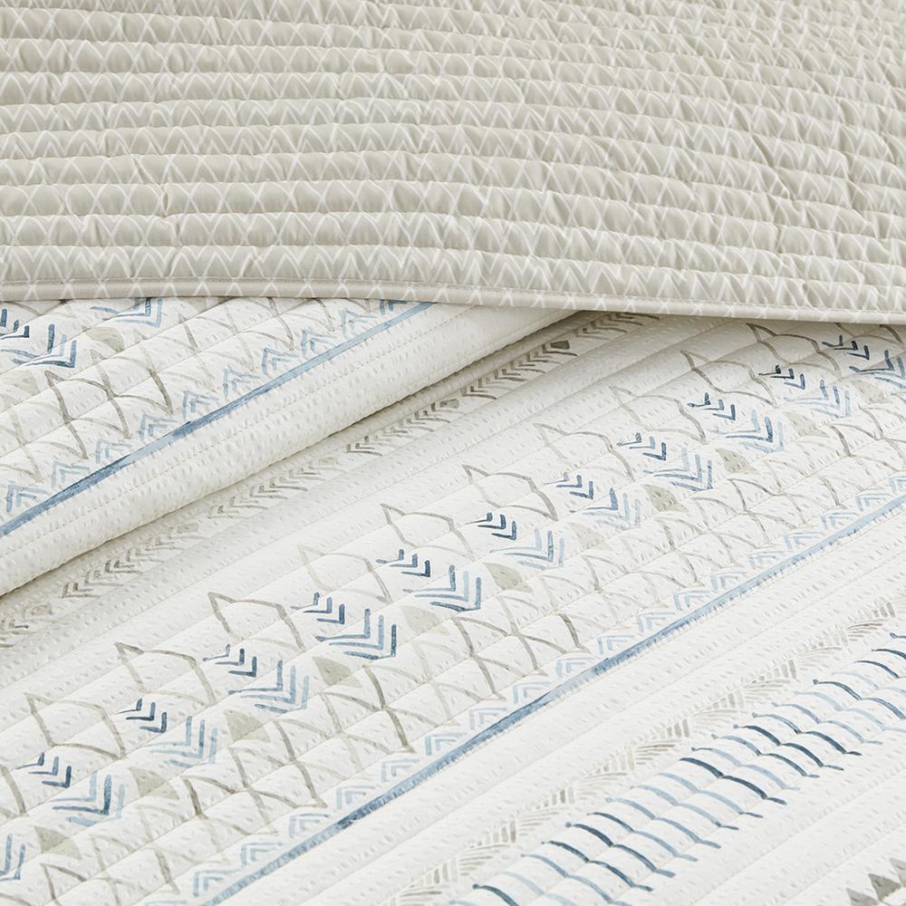 3 Piece Printed Microfiber Seersucker Quilt Set