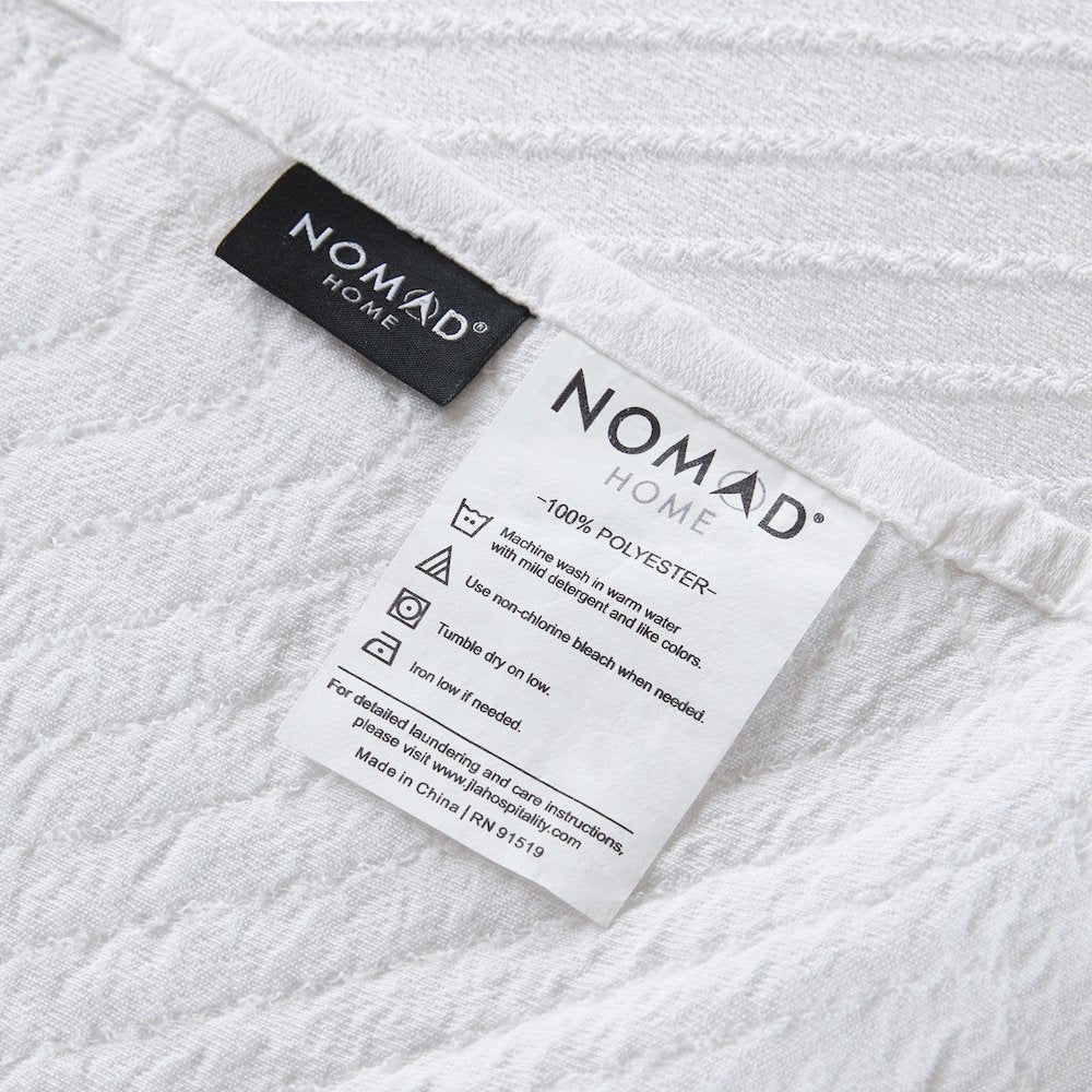 Jacquard Essential Lark Coverlet