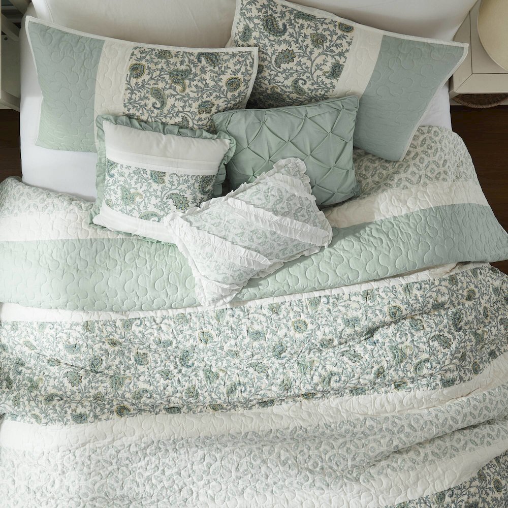 6 Piece Cotton Percale Quilt Set with Throw Pillows