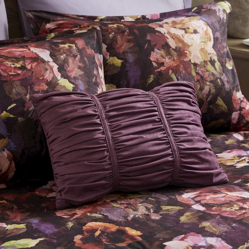 Seraphina velvet comforter set