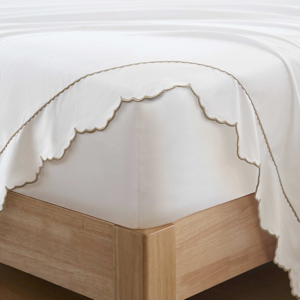 Brielle Scalloped Edge Cotton Sheet Set