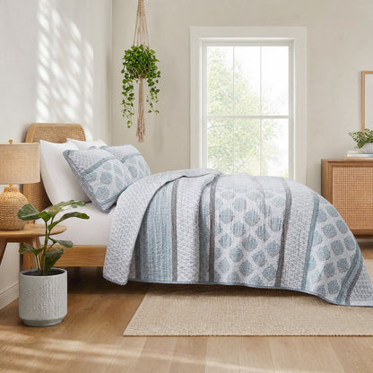 Surya Quilt Set