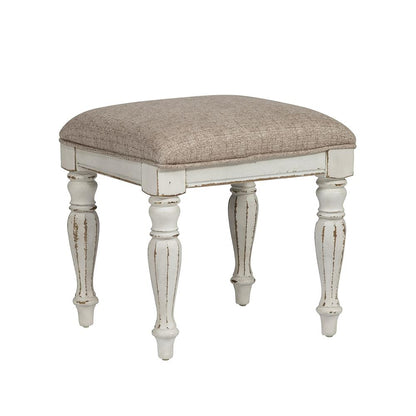 Magnolia Manor 3 Piece Vanity Set in Antique White