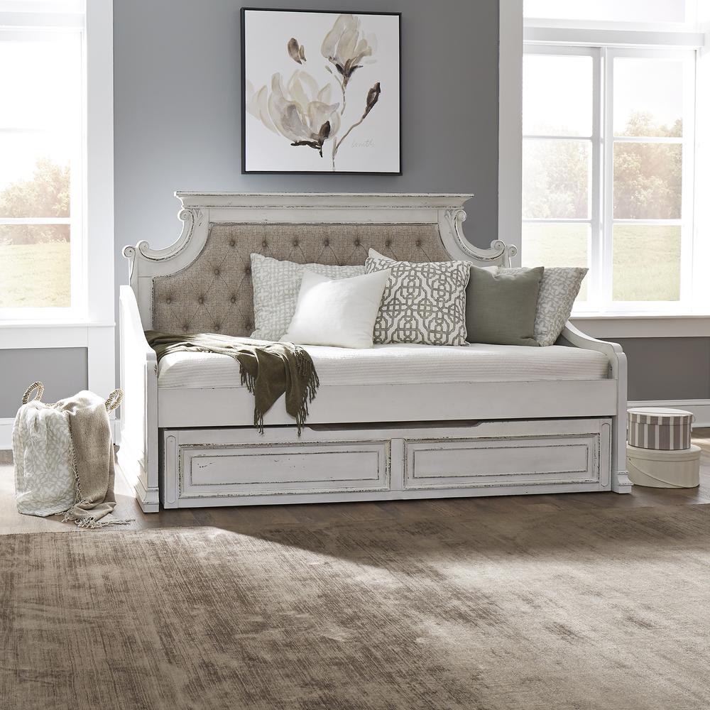 Magnolia Manor Twin Daybed with Trundle in Antique White