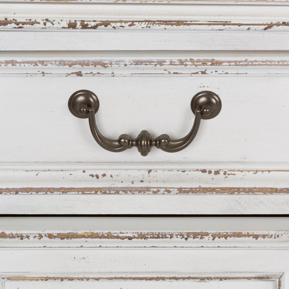 Magnolia Manor Credenza & Hutch in Antique White