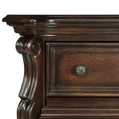 Arbor Place Dresser & Mirror in Brownstone