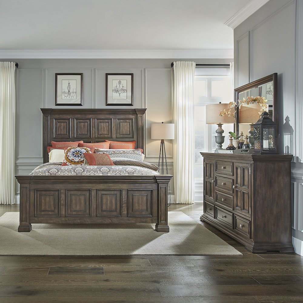 King California Panel Bed, Dresser & Mirror