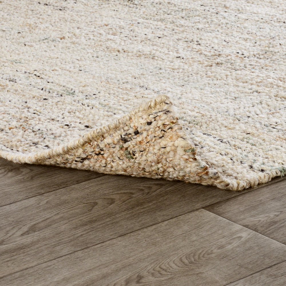 Oscoda 2.6'x8' Sustainable Handwoven Natural Accent Rug