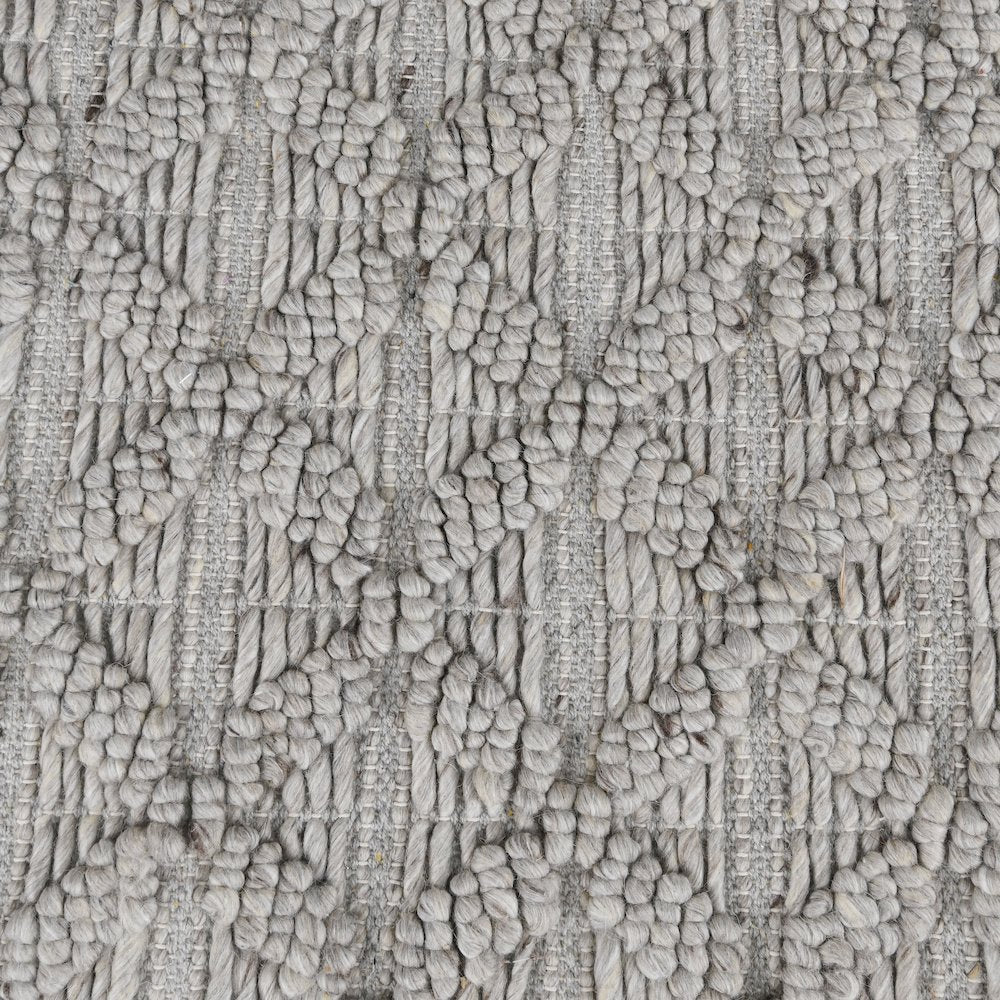 Portola 5'x8' Hand Loomed Wool Blend Fabric Accent Area Rug in Silver Gray
