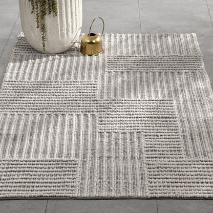 Clayton 8'x10' Recycled Fabric Handwoven Sustainable Gray Accent Area Rug