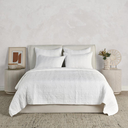Hailee 100% Cotton White Queen Quilt with Silvadur Tech by Kosas Home