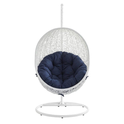 Outdoor Patio Chair With Stand In Stylish Design For Outdoor Lounging