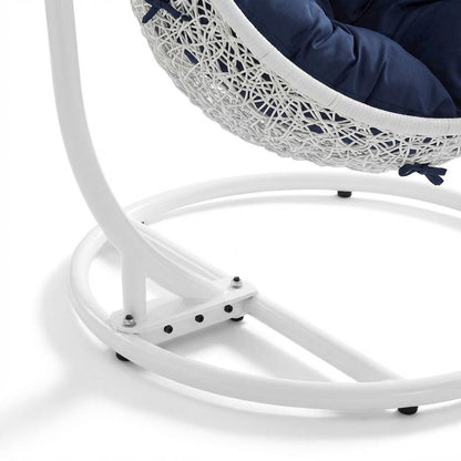 Outdoor Patio Chair With Stand In Stylish Design For Outdoor Lounging