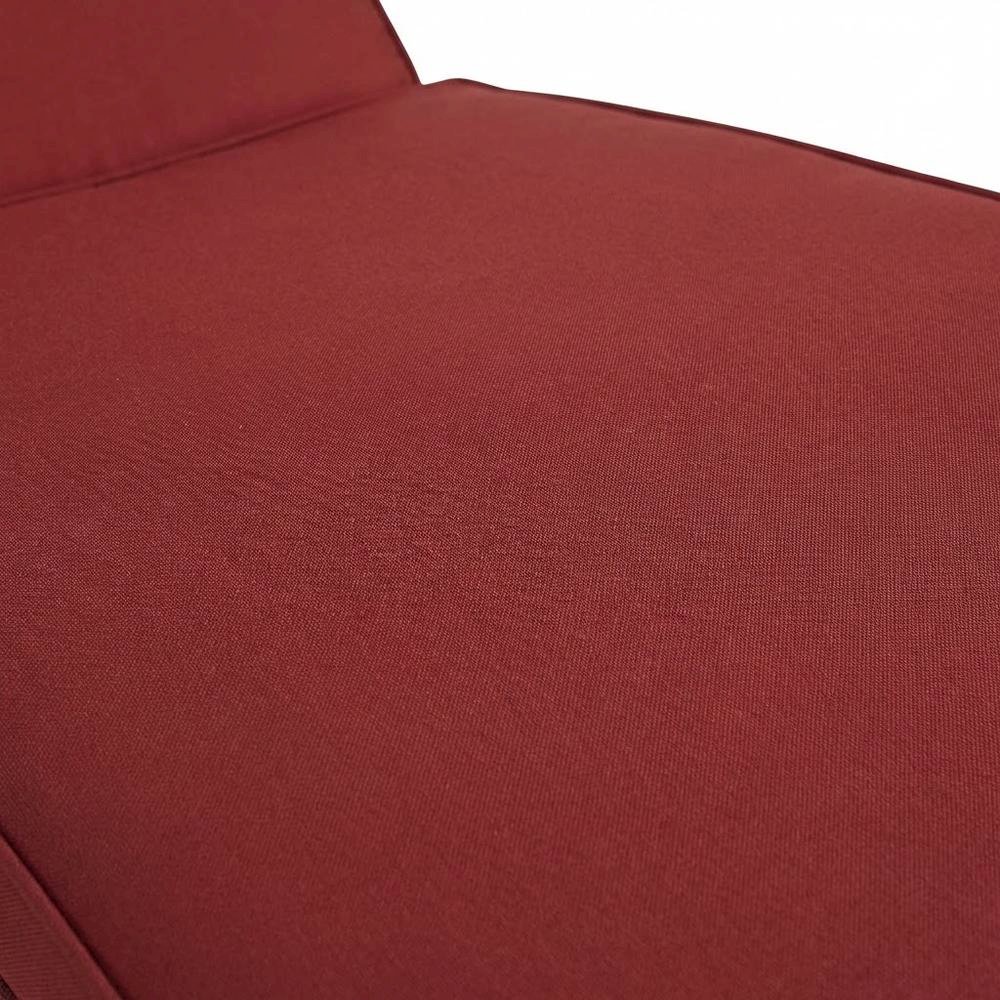 Outdoor Patio Chaise Lounge With Cushioned Seat And Weather-Resistant Frame