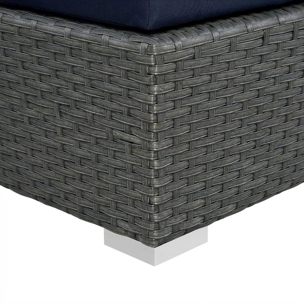 Stylish Outdoor Ottoman with Durable Fabric and Comfortable Design