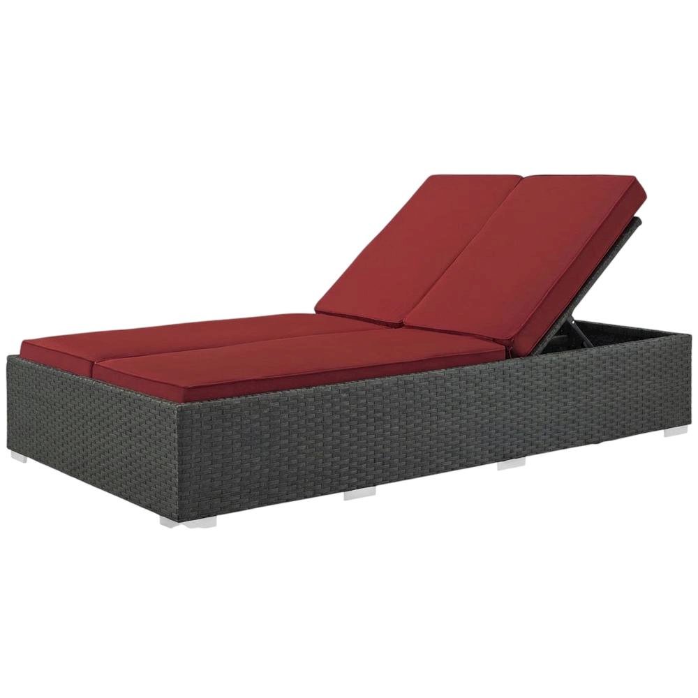Outdoor Patio Double Chaise With Cushioned Seat And Sturdy Frame