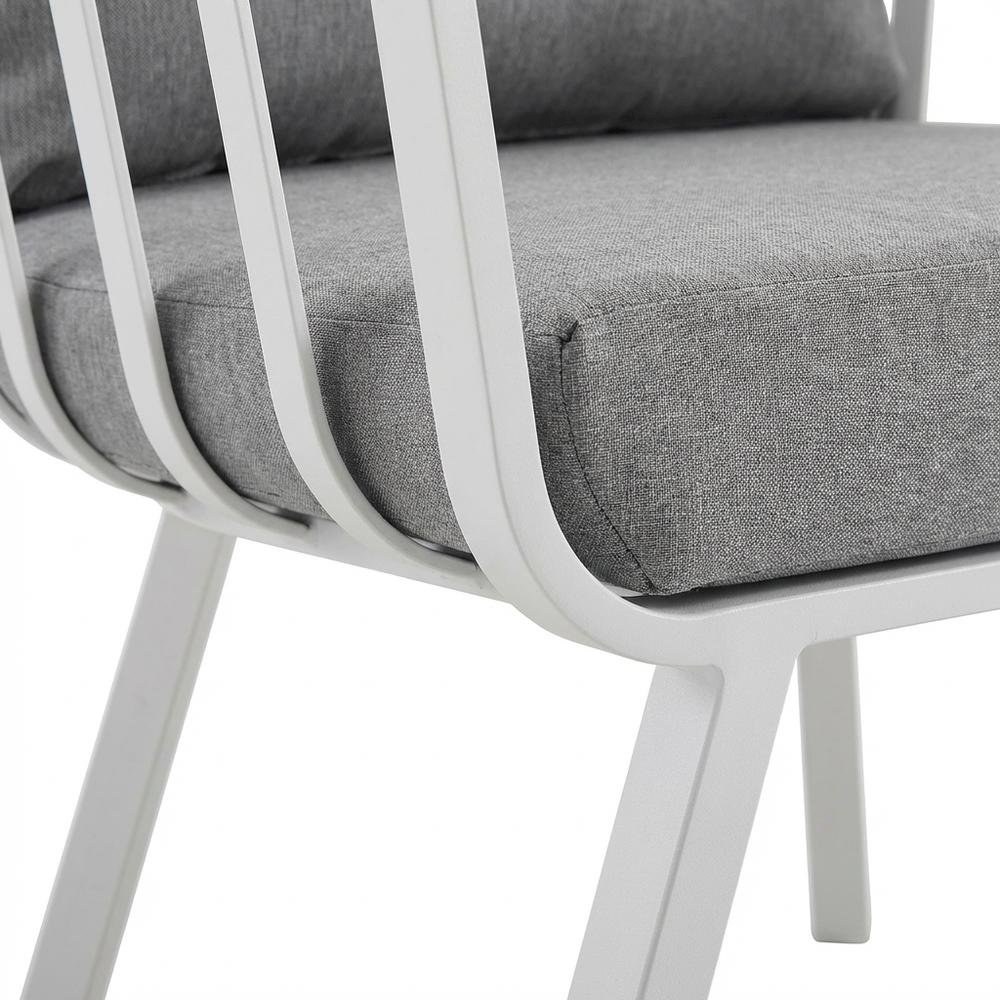 Aluminum Armchair Set Of 2 For Outdoor Lounge With Cushioned Seating