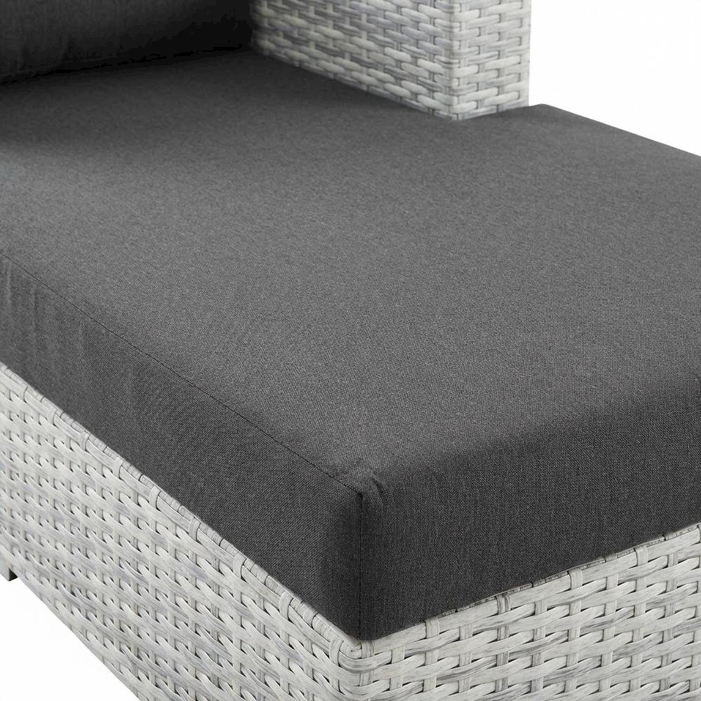 Outdoor Lounge Chair With Comfortable Backrest And Sturdy Frame