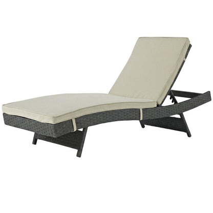 Outdoor Patio Lounge Chair With Cushioned Seat And Weather-Resistant Design