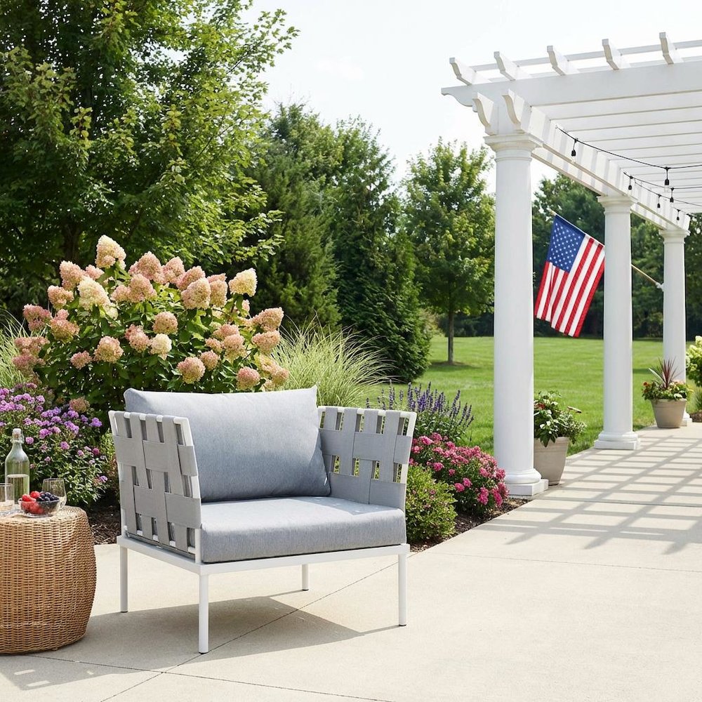Aluminum Outdoor Lounge Chair With Cushioned Seat For Patio Relaxation