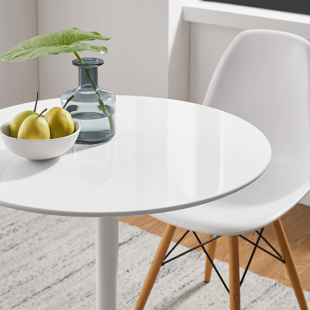 Lippa 28" Round Wood Dining Table