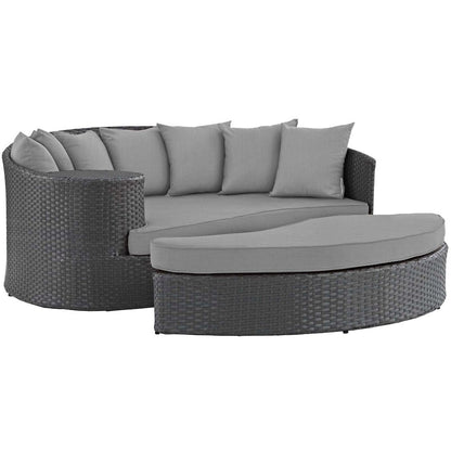 Sojourn Outdoor Patio Sunbrella Daybed