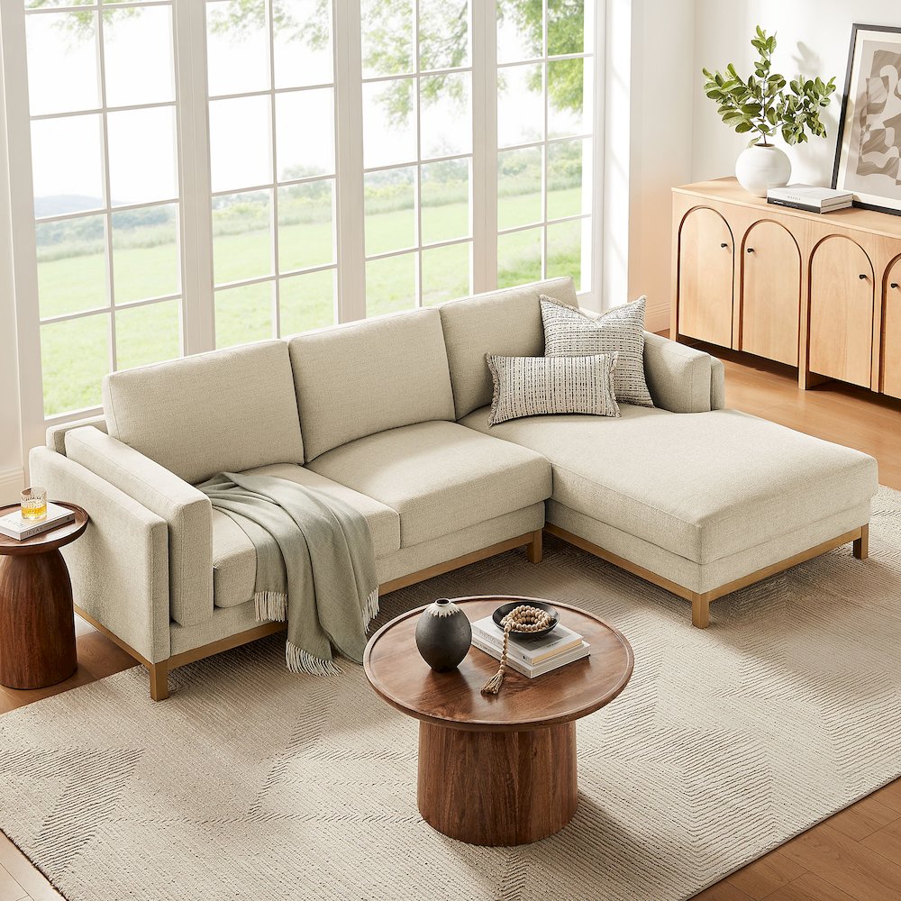 Roscoe Right-Facing Fabric Sectional Sofa with Chaise
