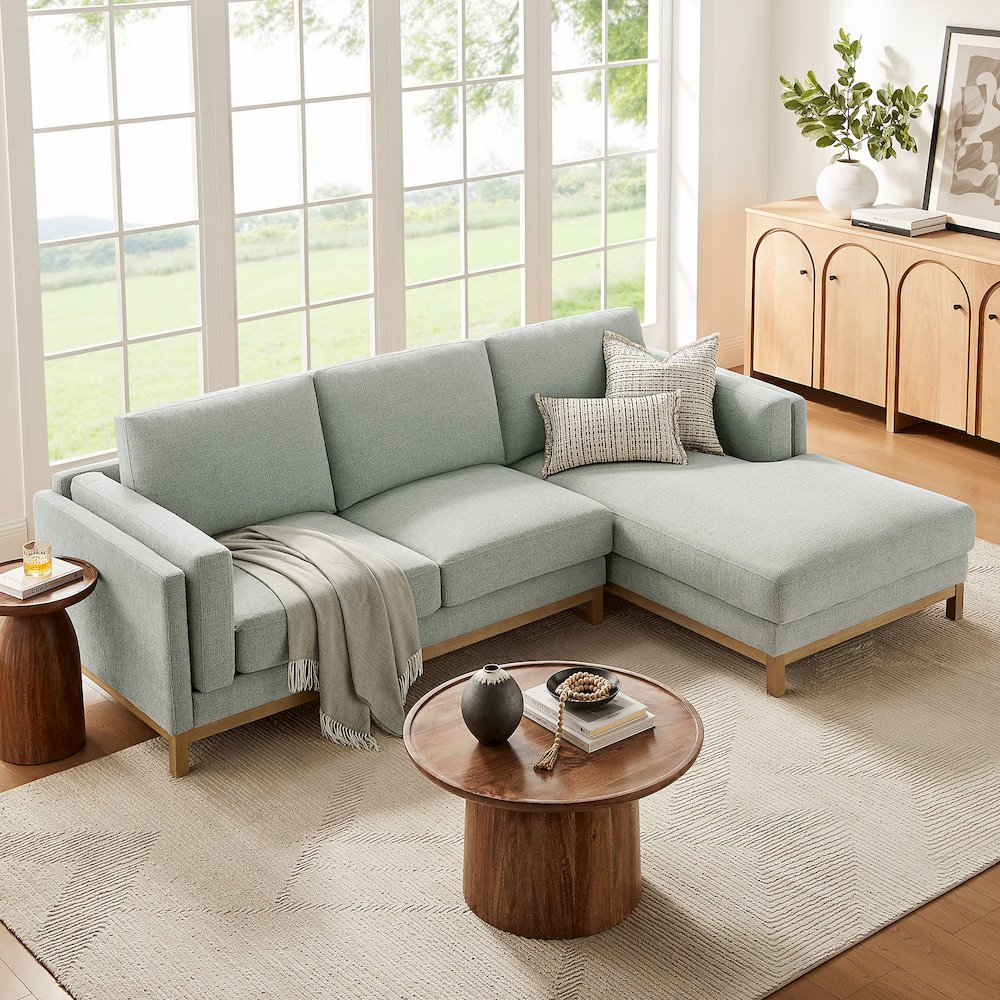 Roscoe Right-Facing Fabric Sectional Sofa with Chaise