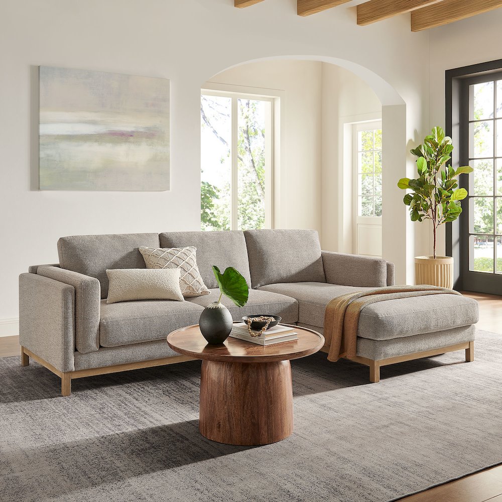 Roscoe Right-Facing Fabric Sectional Sofa with Chaise