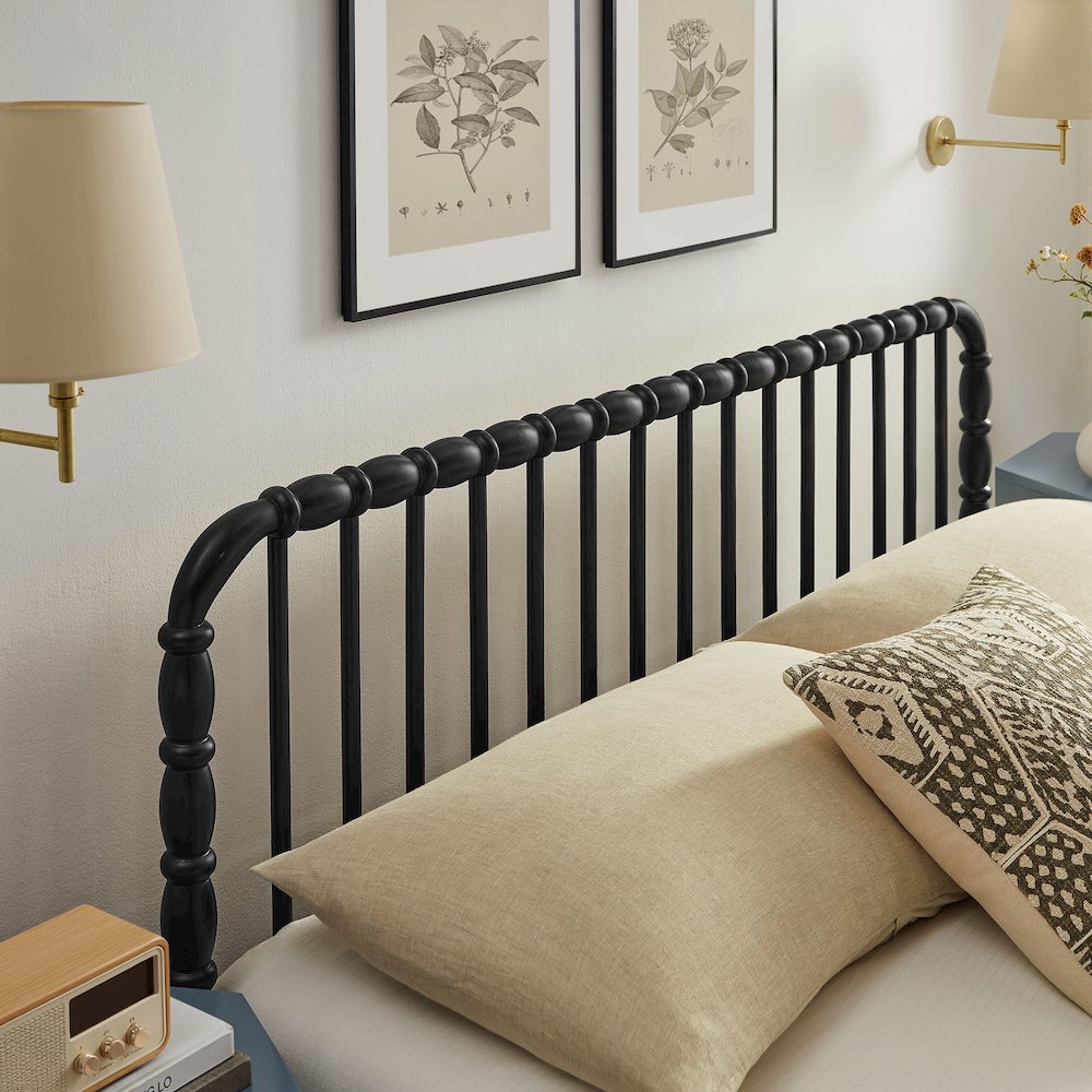 Arlette Full Size Wood Spindle Bed Frame - Black