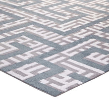Nahia Geometric Maze 5x8 Area Rug
