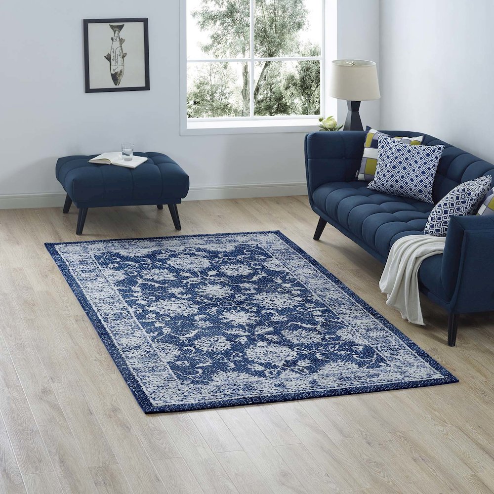 Kazia Distressed Floral Lattice 5x8 Area Rug