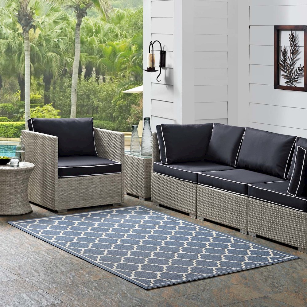 Avena Moroccan Quatrefoil Trellis Indoor and Outdoor 5x8 Area Rug