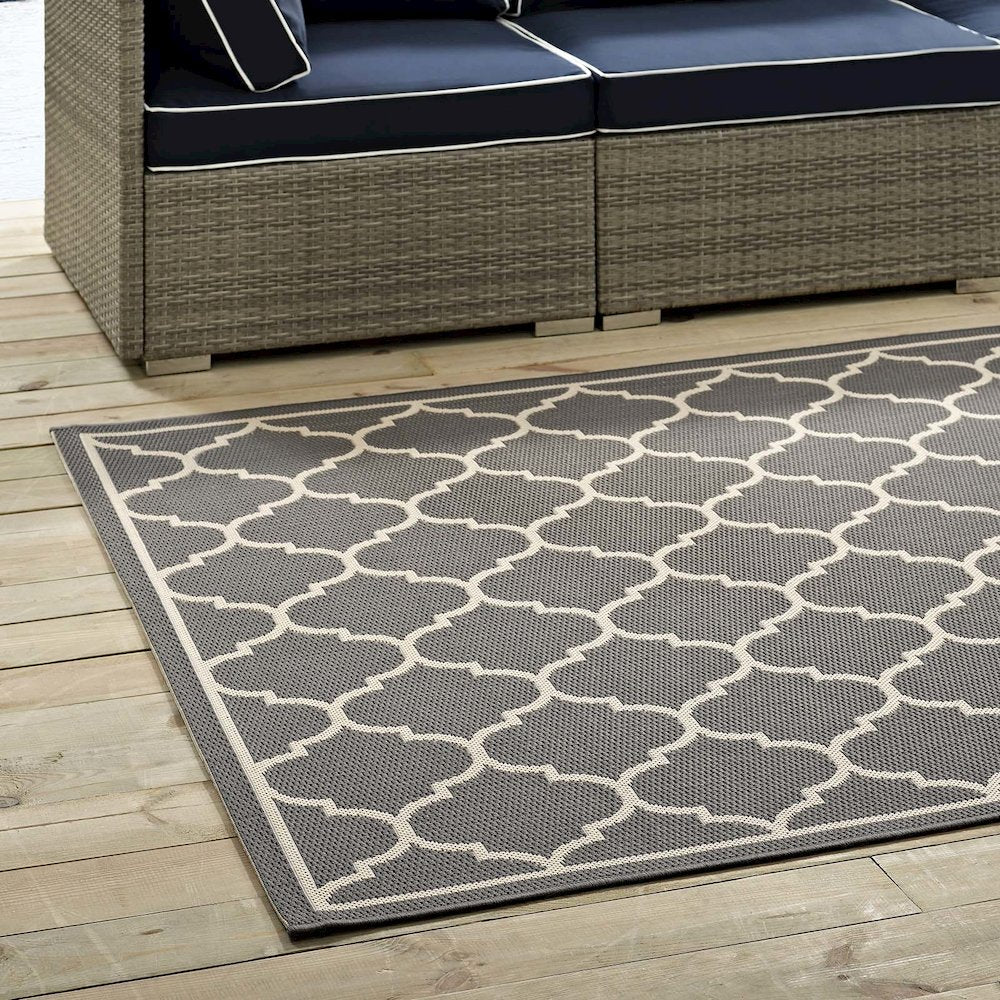 Avena Moroccan Quatrefoil Trellis Indoor and Outdoor 5x8 Area Rug