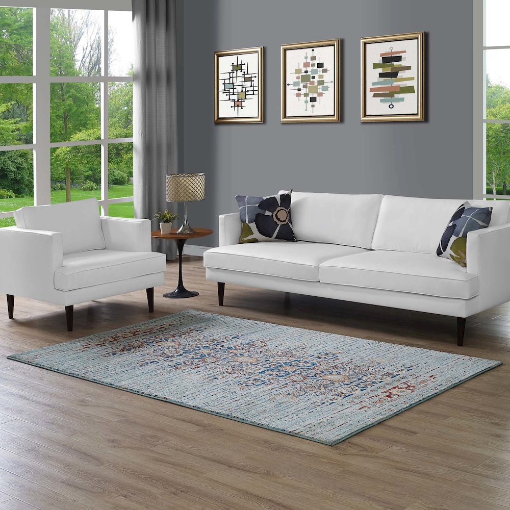 Naria Distressed Vintage Medallion 5x8 Area Rug