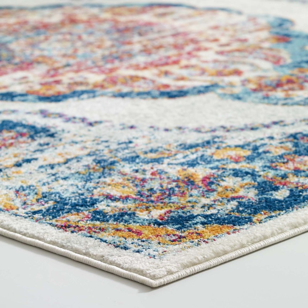 Entourage Malia Distressed Vintage Floral Vintage Medallion 8x10 Area Rug