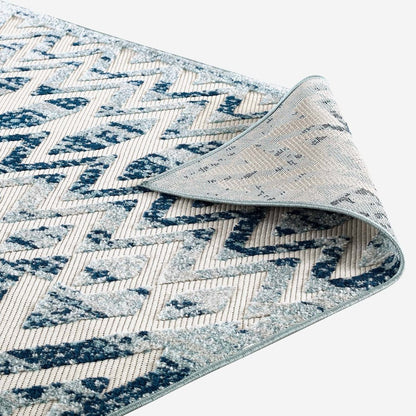 Tamako Diamond and Chevron Moroccan Trellis 5x8 Indoor / Outdoor Area Rug